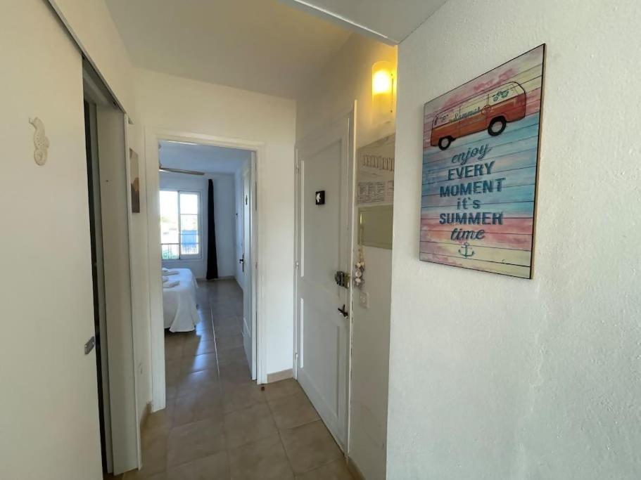 Algaiarens Apto Con Piscina Y Junto A La Playa Cala'N Blanes  Buitenkant foto