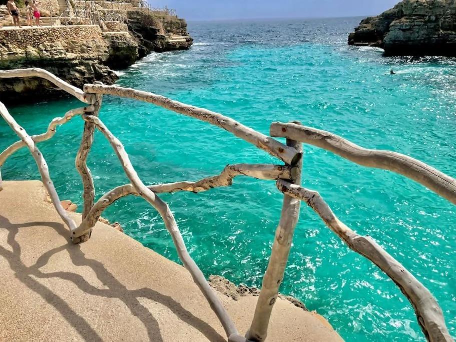 Algaiarens Apto Con Piscina Y Junto A La Playa Cala'N Blanes  Buitenkant foto
